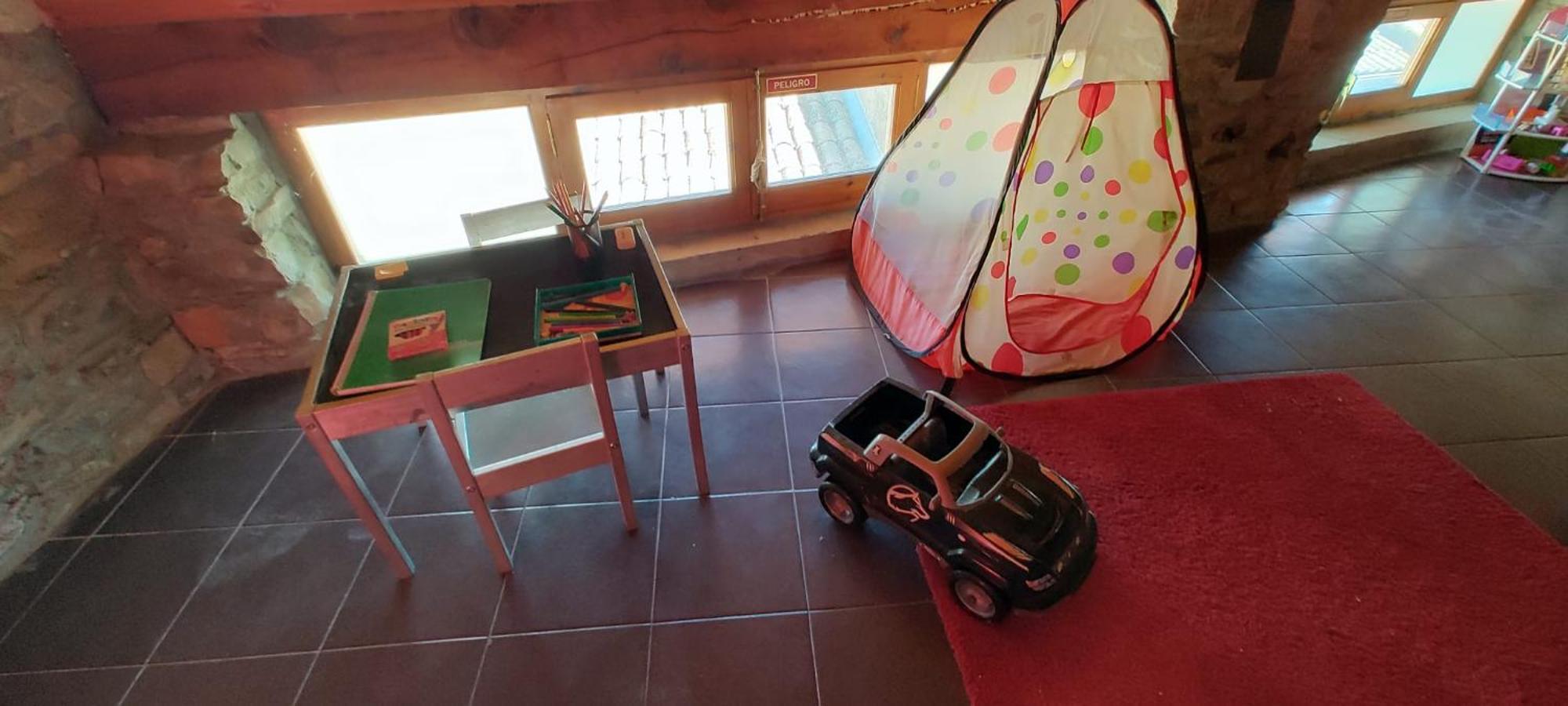 Casa Rural Cal Rocco Porta Del Pirineu 포블라데세구아 외부 사진