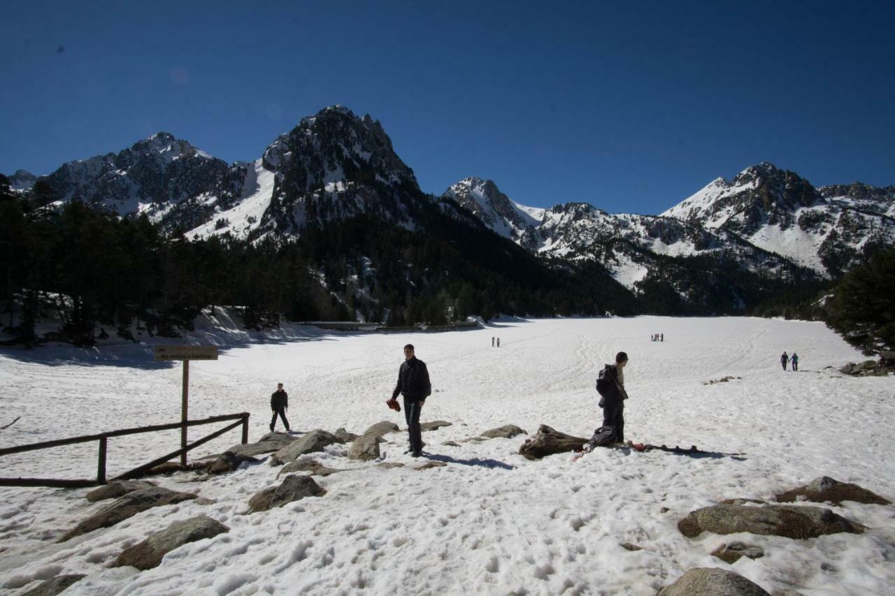 Casa Rural Cal Rocco Porta Del Pirineu 포블라데세구아 외부 사진